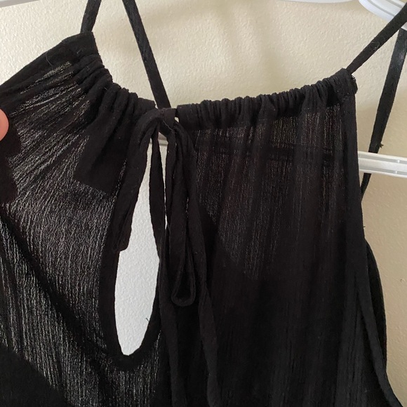 Black w/lace halter tank top - Picture 3 of 5